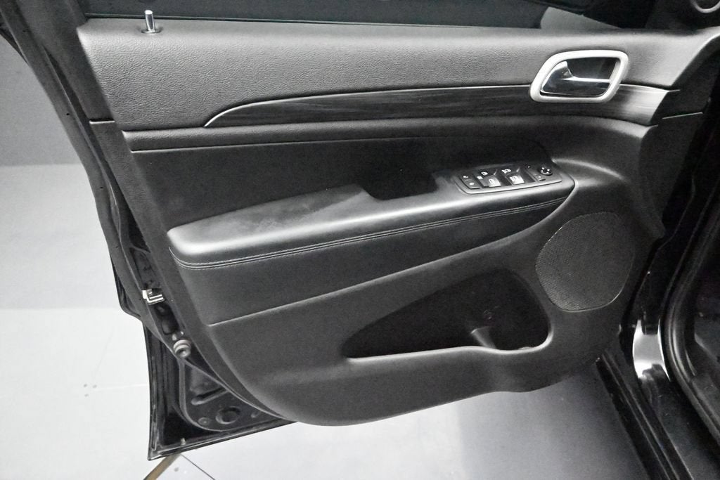2021 Jeep Grand Cherokee Laredo X 4x2