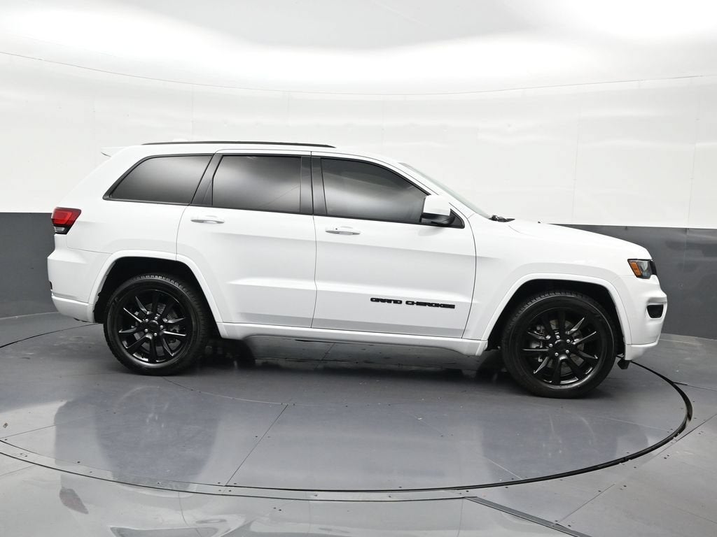 2021 Jeep Grand Cherokee Laredo X 4x2