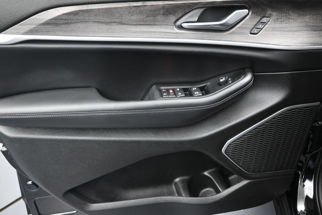 2025 Jeep Grand Cherokee L Limited 4x2