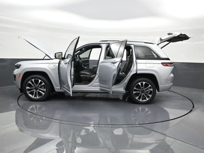 2022 Jeep Grand Cherokee 4xe Overland