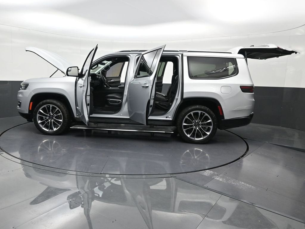 2022 Jeep Wagoneer Series III