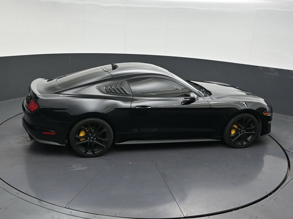 2022 Ford Mustang EcoBoost