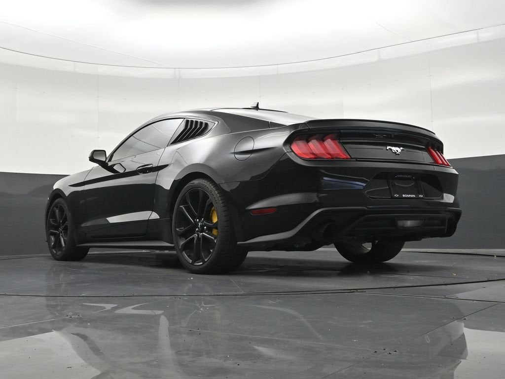 2022 Ford Mustang EcoBoost