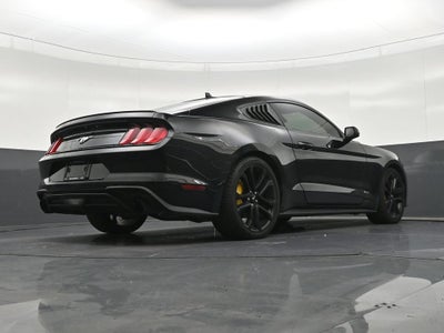 2022 Ford Mustang EcoBoost