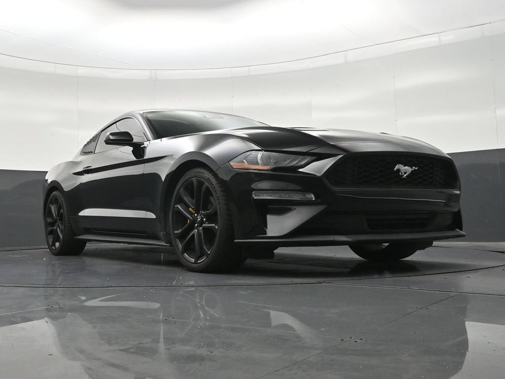 2022 Ford Mustang EcoBoost