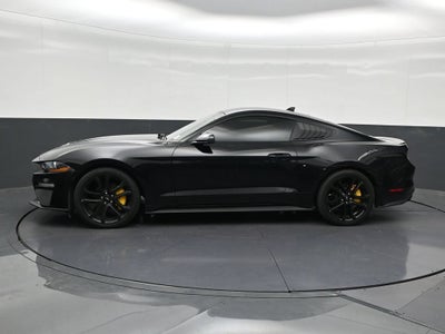 2022 Ford Mustang EcoBoost