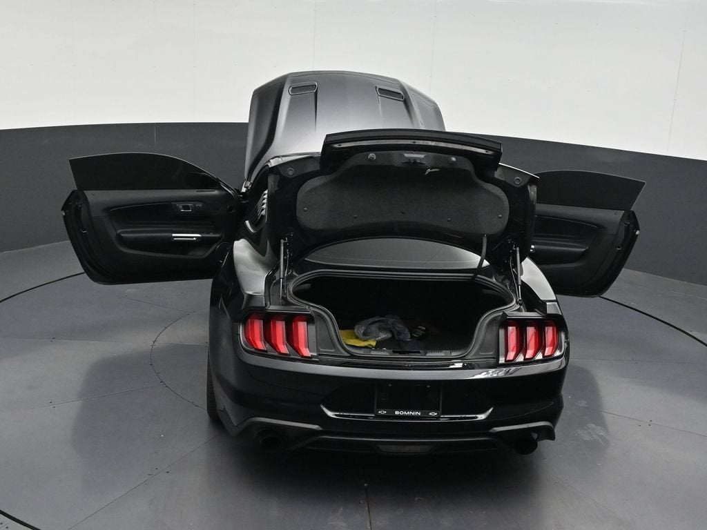 2022 Ford Mustang EcoBoost