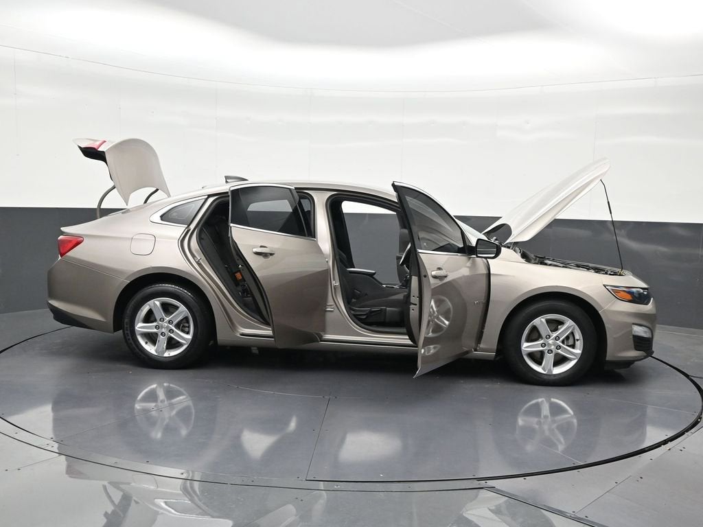 2022 Chevrolet Malibu LS