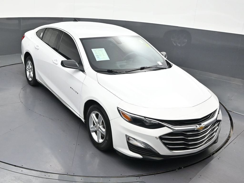 2022 Chevrolet Malibu LS