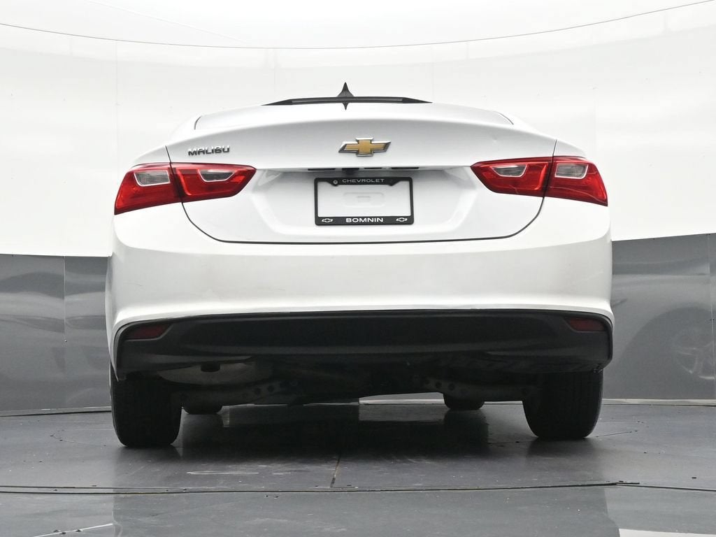 2022 Chevrolet Malibu LS