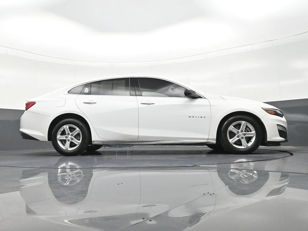 2022 Chevrolet Malibu LS