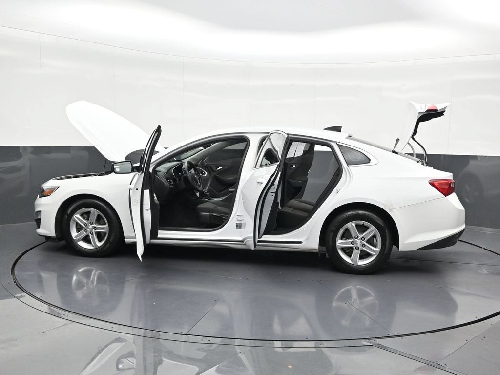 2022 Chevrolet Malibu LS