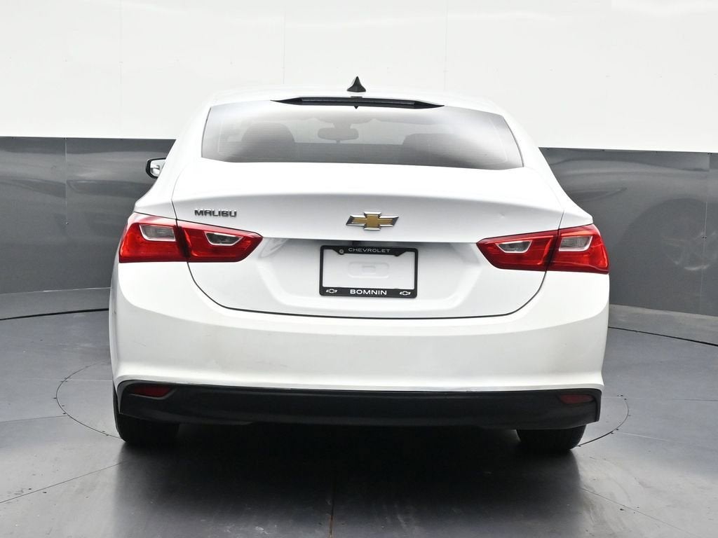 2022 Chevrolet Malibu LS