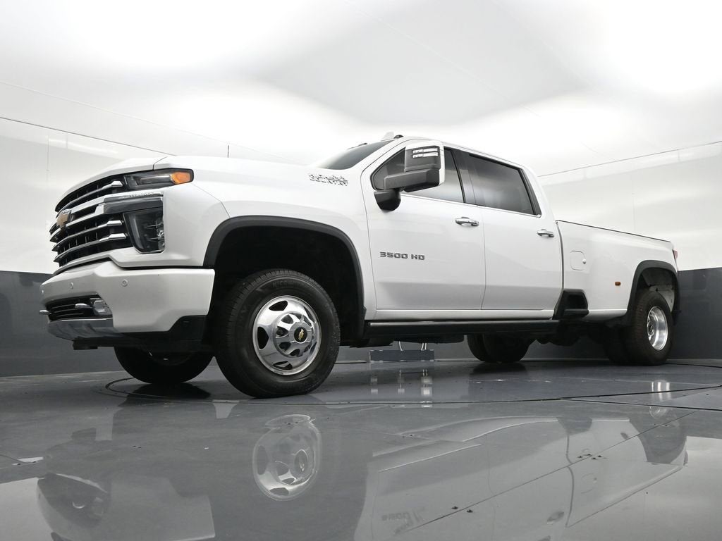 2022 Chevrolet Silverado 3500 HD High Country DRW