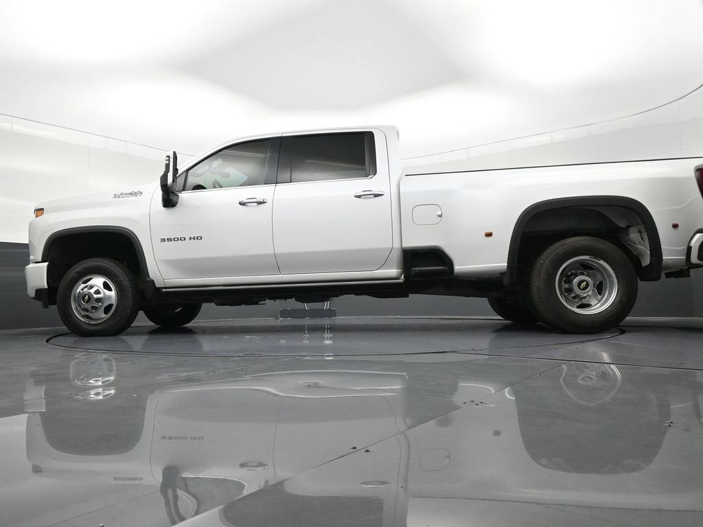 2022 Chevrolet Silverado 3500 HD High Country DRW
