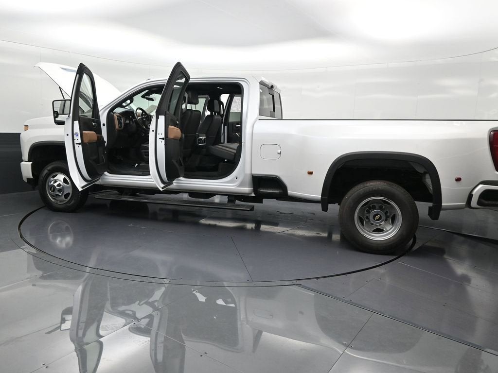 2022 Chevrolet Silverado 3500 HD High Country DRW