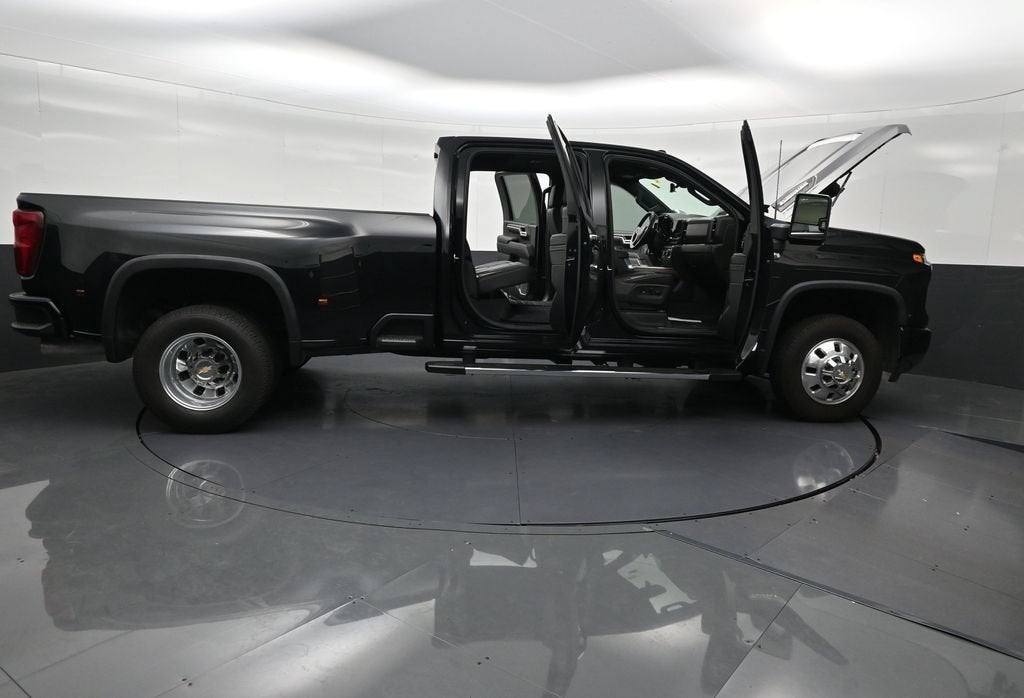 2024 Chevrolet Silverado 3500 HD High Country DRW
