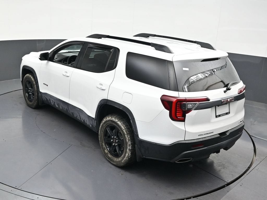 2023 GMC Acadia AT4