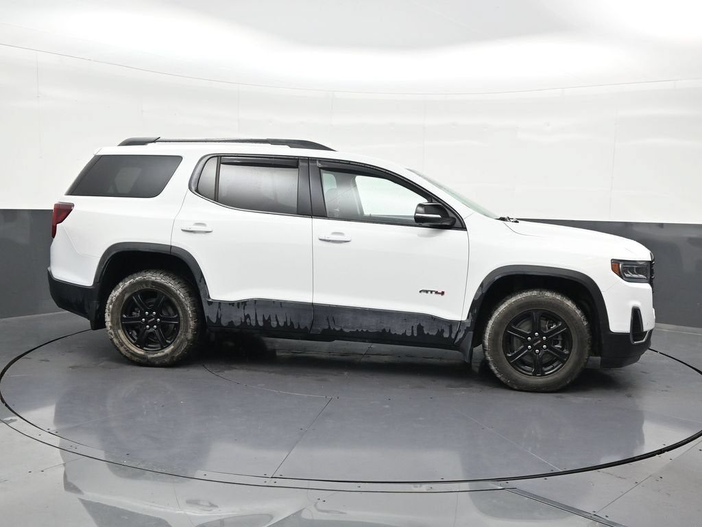 2023 GMC Acadia AT4