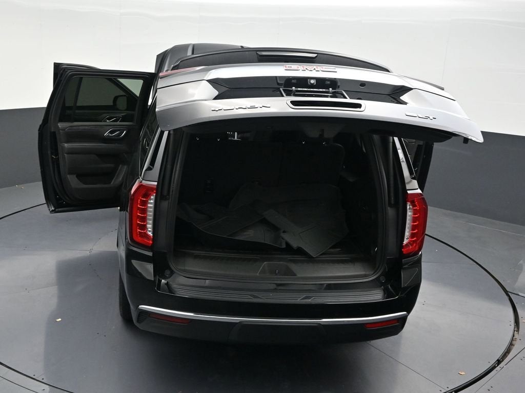 2022 GMC Yukon XL SLT