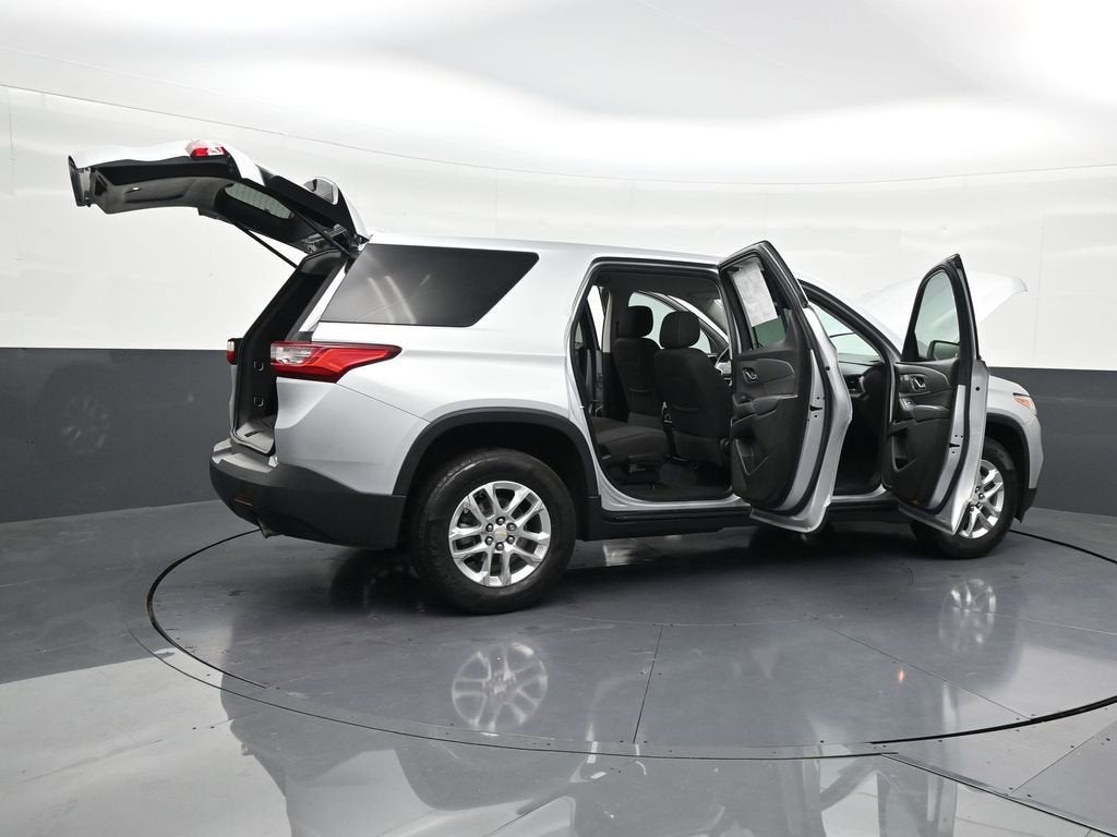 2021 Chevrolet Traverse LS