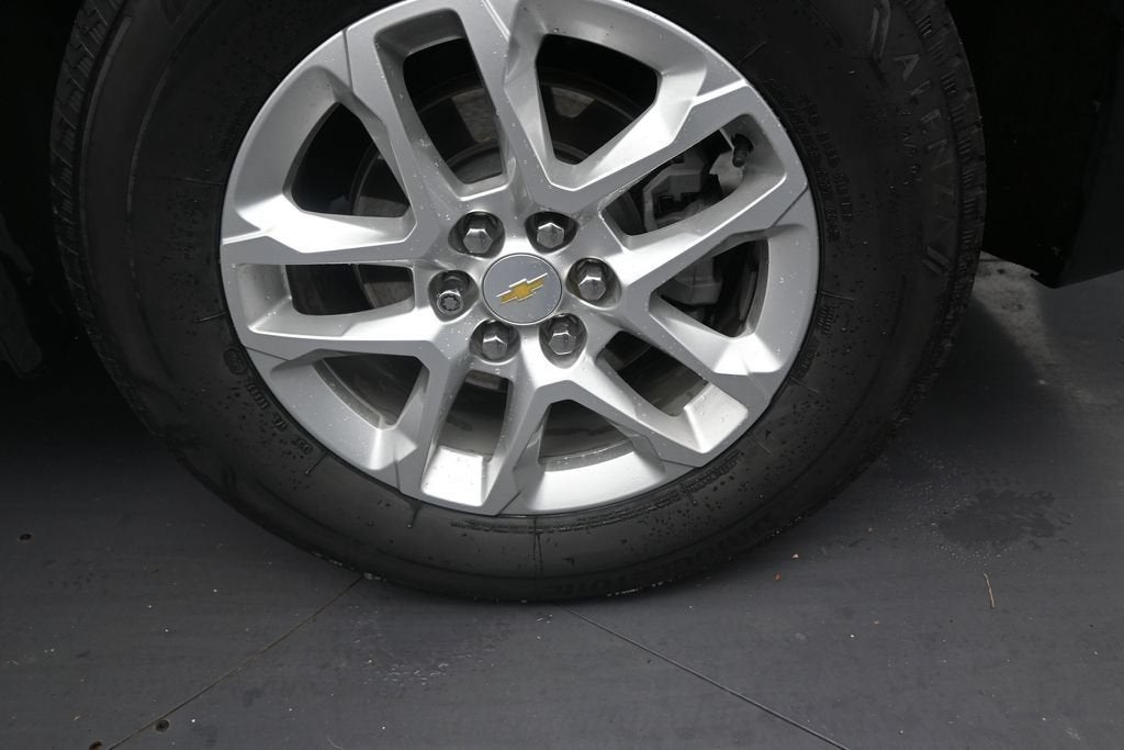 2022 Chevrolet Traverse LS
