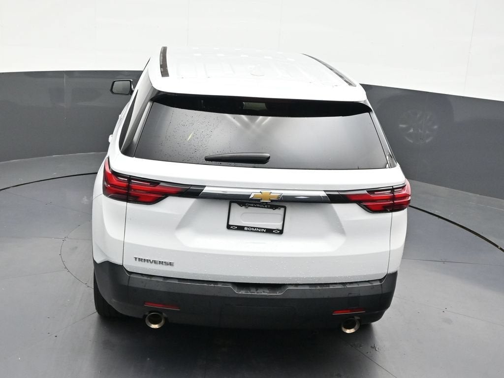 2022 Chevrolet Traverse LS