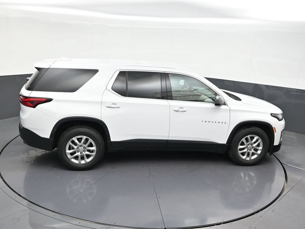 2022 Chevrolet Traverse LS