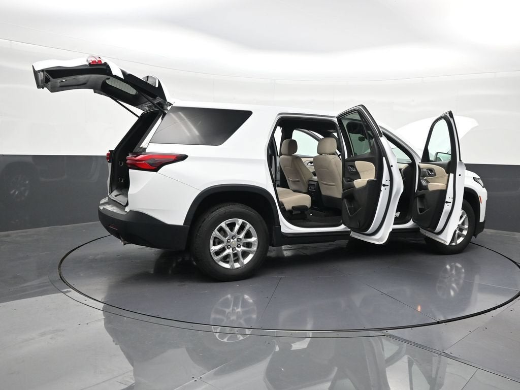 2022 Chevrolet Traverse LS