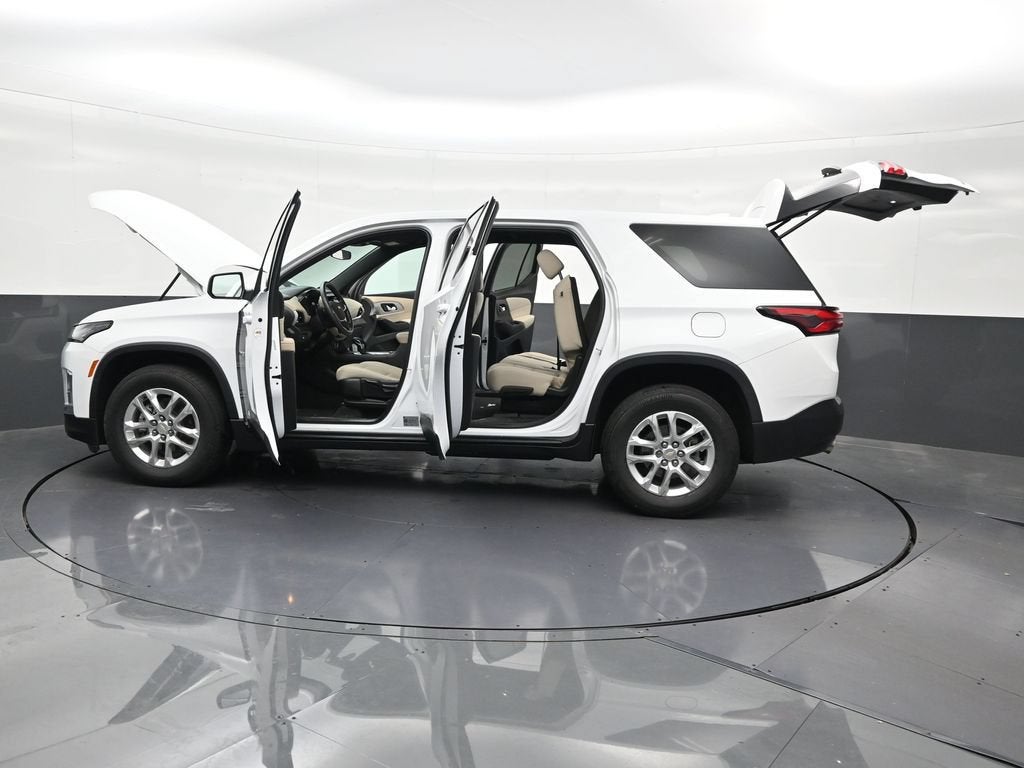 2022 Chevrolet Traverse LS