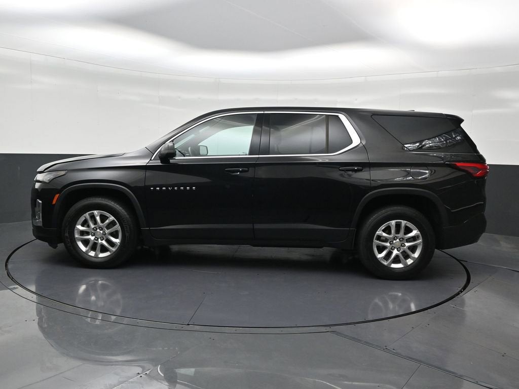 2022 Chevrolet Traverse LS