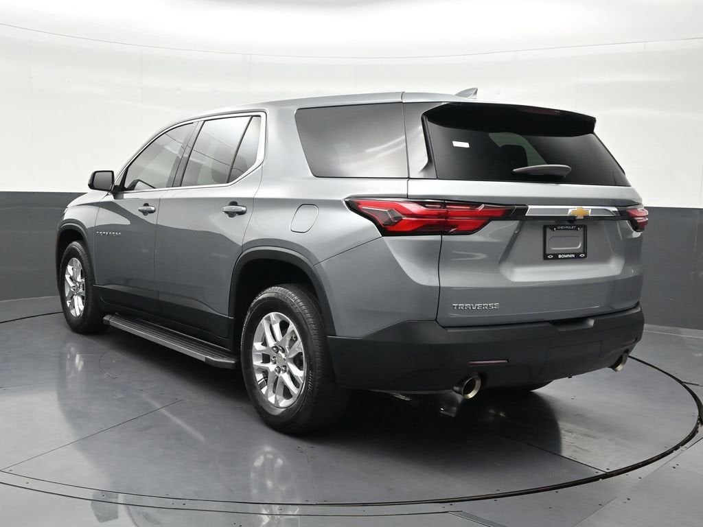 2023 Chevrolet Traverse LS