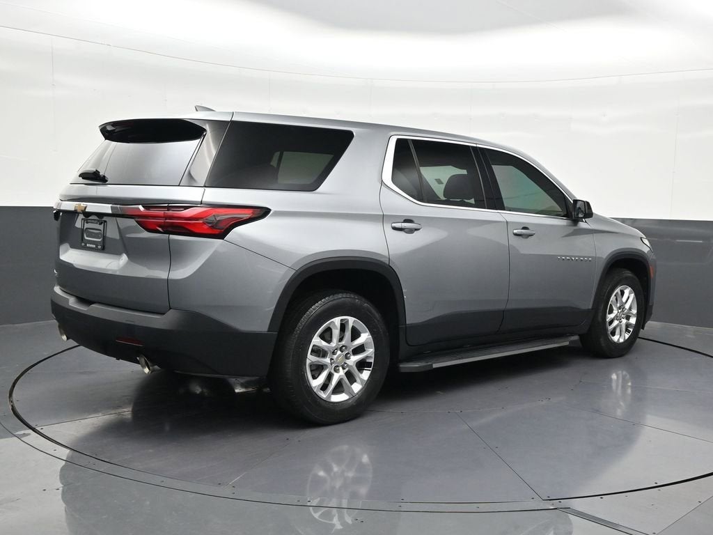 2023 Chevrolet Traverse LS