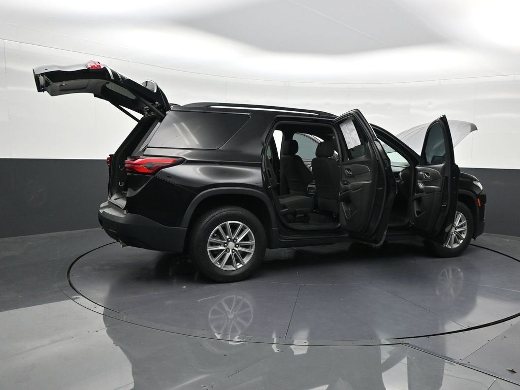2022 Chevrolet Traverse LT Cloth