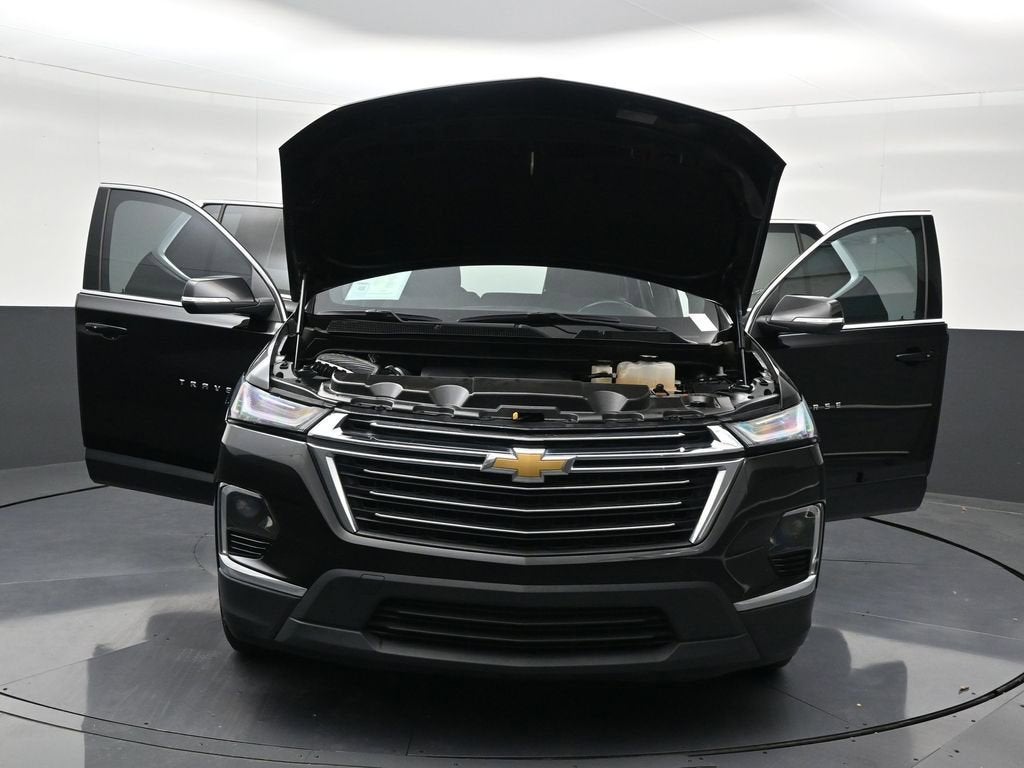2022 Chevrolet Traverse LT Cloth
