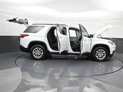 2020 Chevrolet Traverse LT Cloth