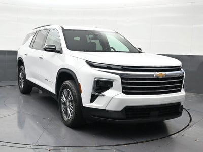 2025 Chevrolet Traverse LT