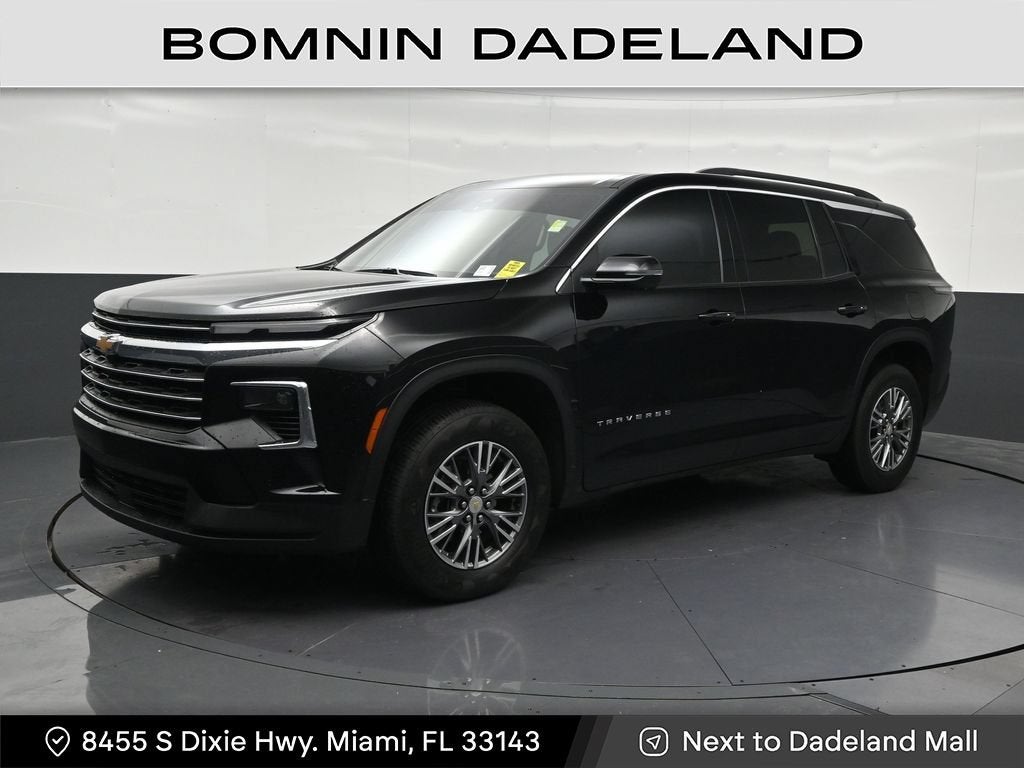 2025 Chevrolet Traverse LT