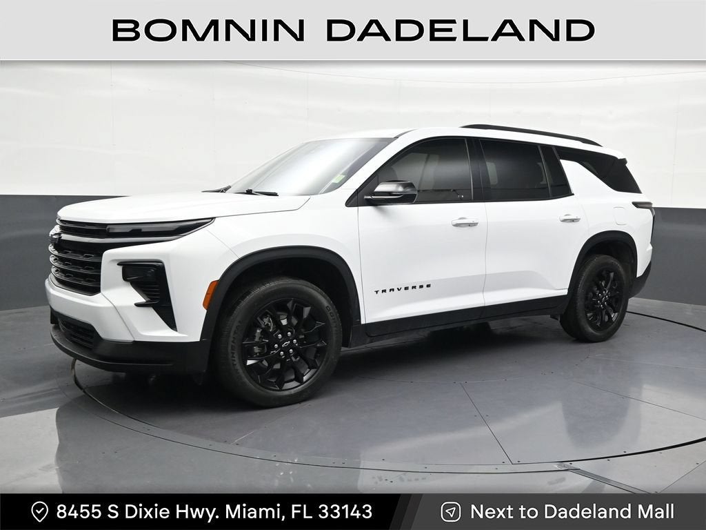2025 Chevrolet Traverse LT