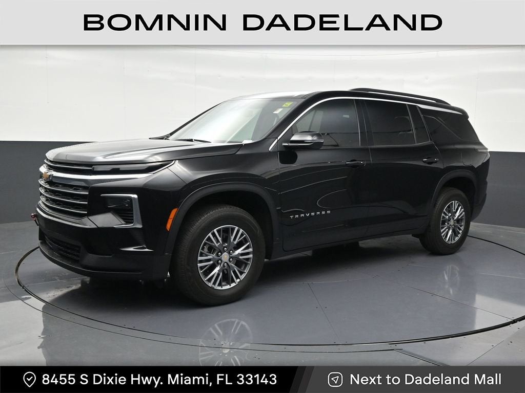 2025 Chevrolet Traverse LT