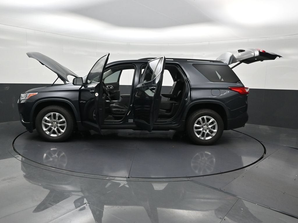 2021 Chevrolet Traverse LT Leather