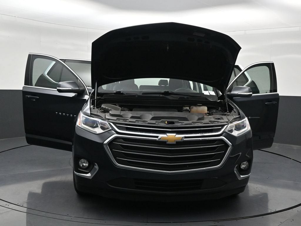 2021 Chevrolet Traverse LT Leather