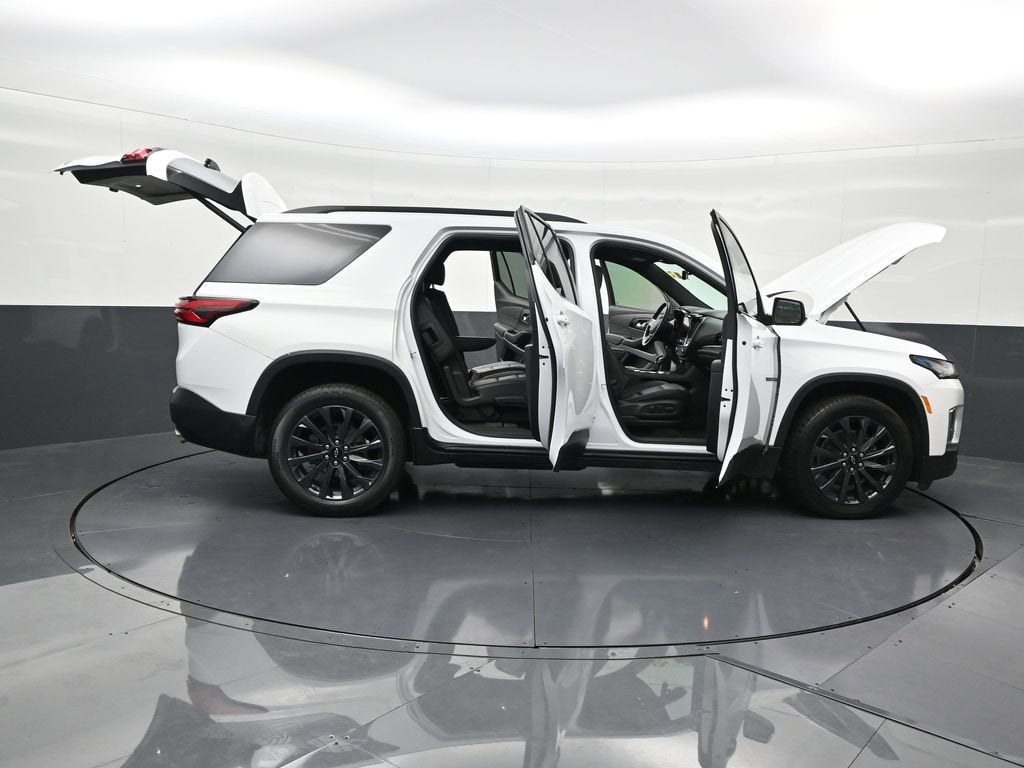 2022 Chevrolet Traverse RS