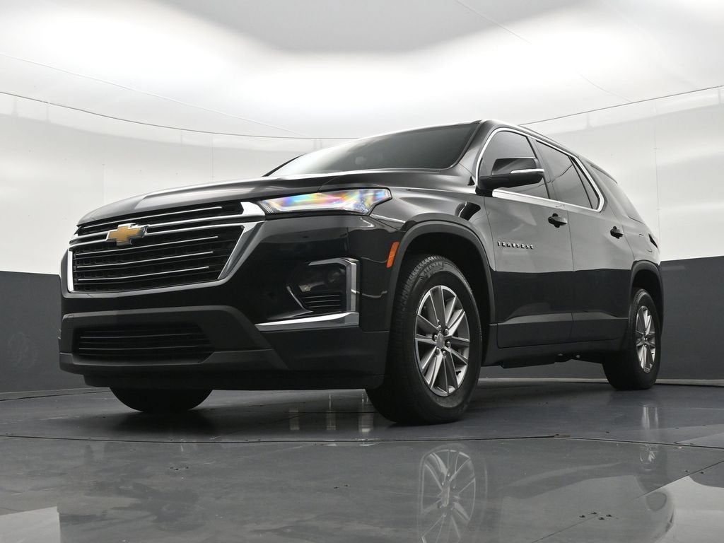 2024 Chevrolet Traverse Limited LT Cloth