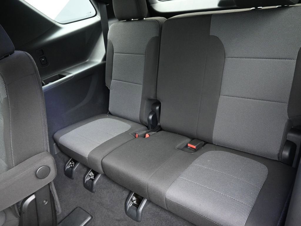2024 Chevrolet Traverse Limited LT Cloth