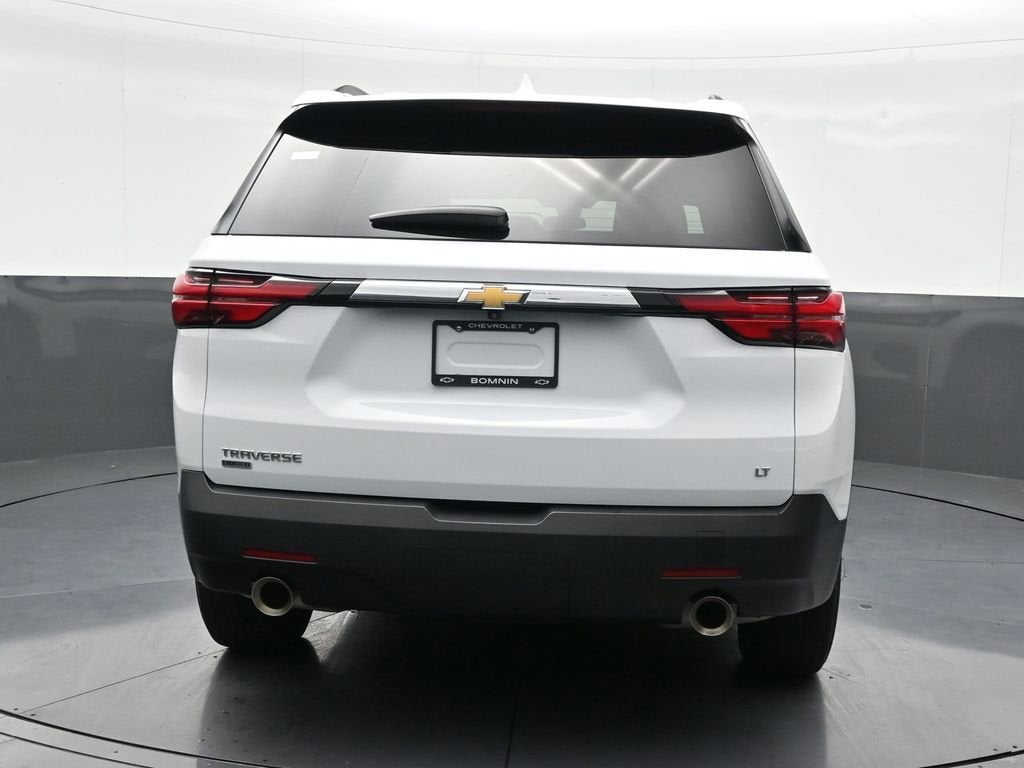 2024 Chevrolet Traverse Limited LT Cloth