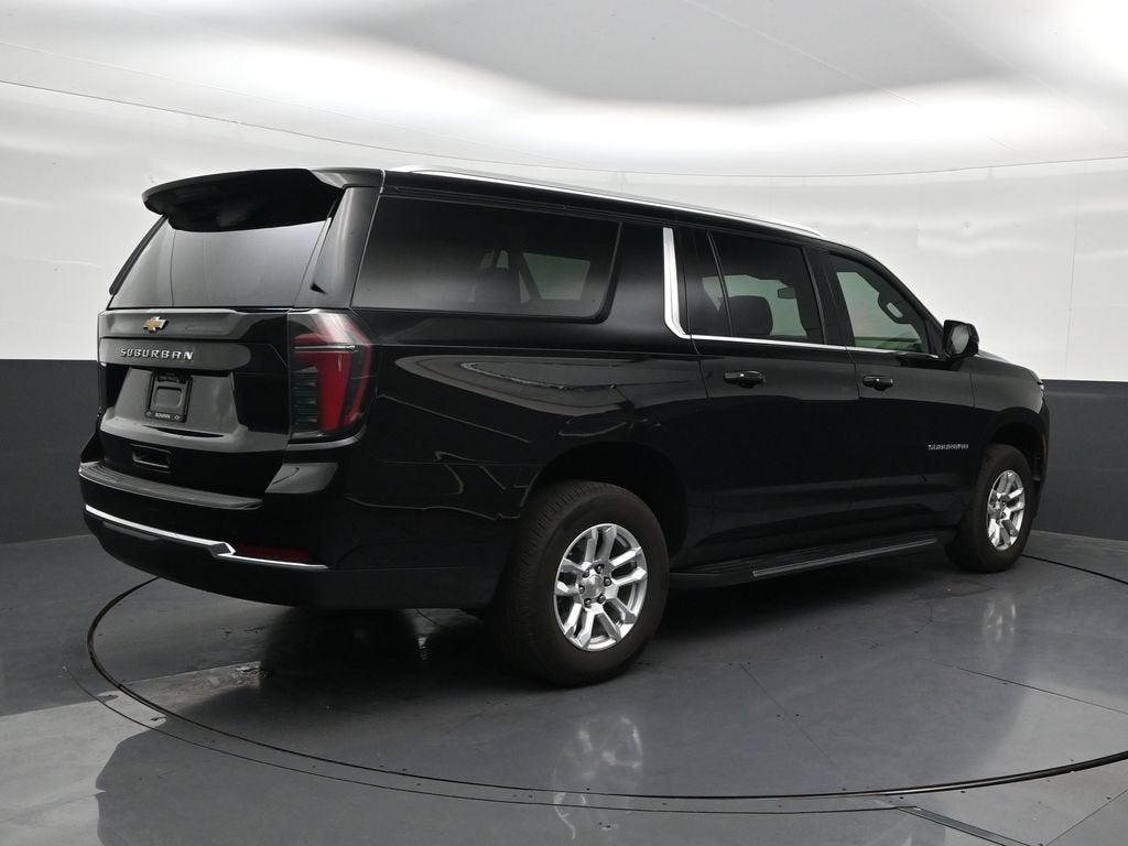 2026 Chevrolet Suburban LS