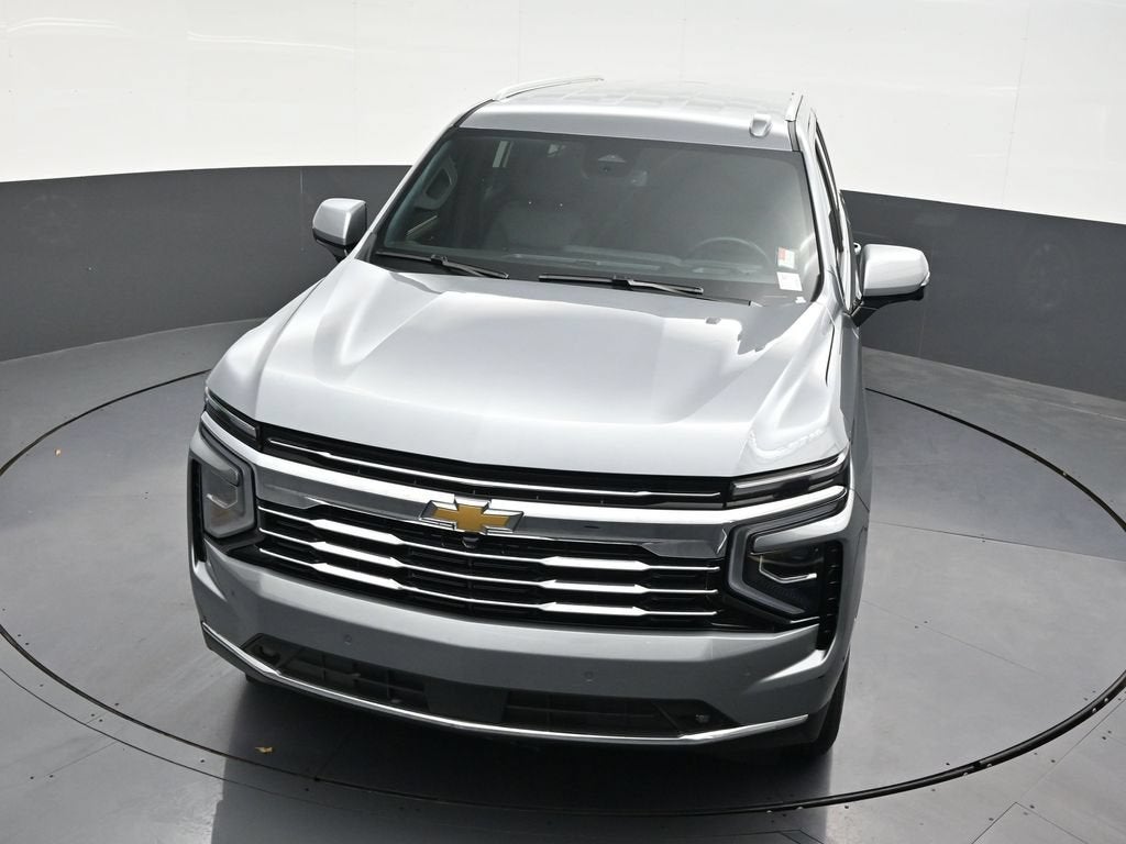 2025 Chevrolet Suburban LT