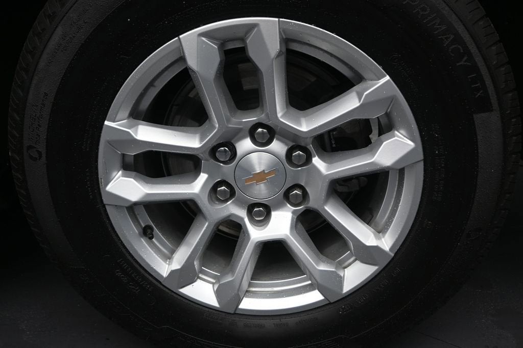 2025 Chevrolet Tahoe LS