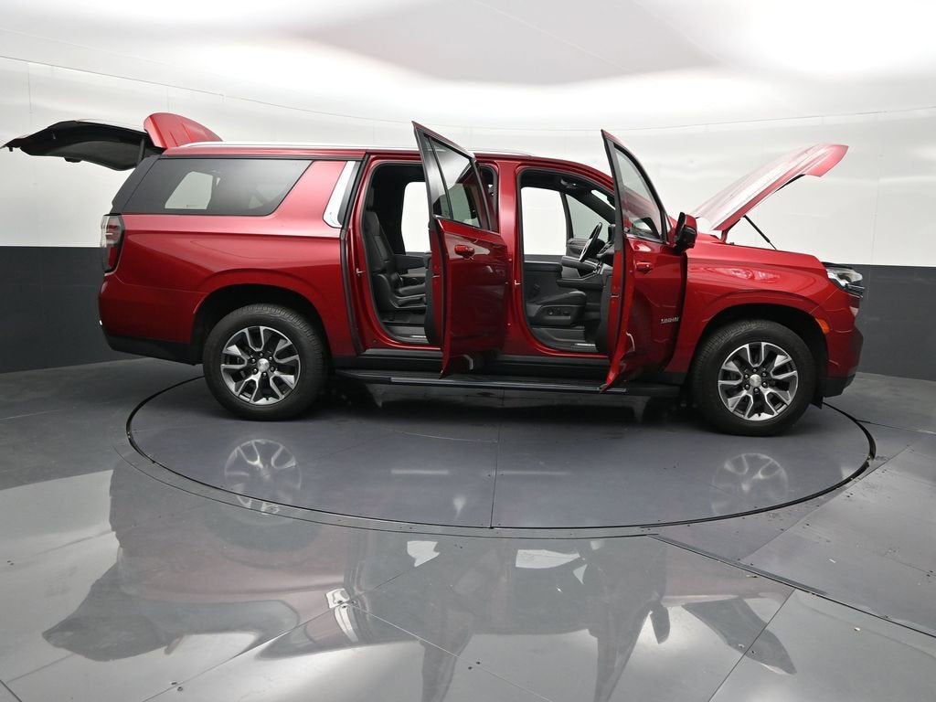 2022 Chevrolet Suburban LT